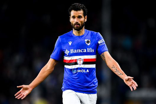 GENOA, ITALY - OCTOBER 22: Antonio Candreva of Sampdoria reacts during the Serie A match between UC Sampdoria and Spezia Calcio at Stadio Luigi Ferraris on October 22, 2021 in Genoa, Italy. (Photo by Getty Images) Torino-Sampdoria: Brekalo e Candreva, duello a distanza per illuminare l’attacco- immagine 3
