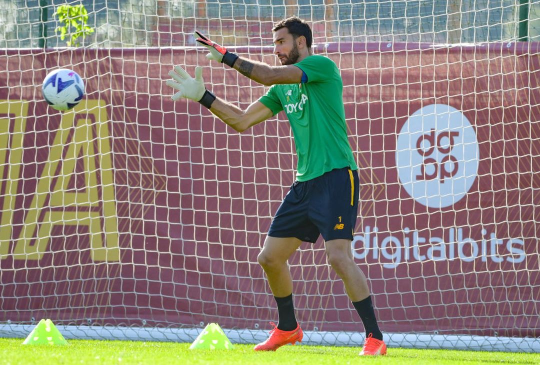 Trigoria, seduta tra palestra e campo verso Roma-Napoli – FOTO GALLERY - immagine 26