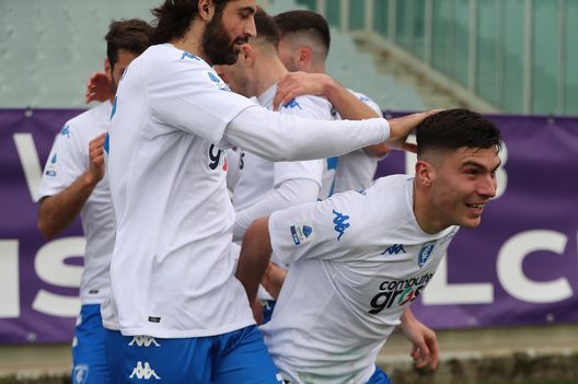 FLORENCE, ITALY - FEBRUARY 19: Nicolo' Cambiaghi of Empoli FC celebrates scoring a goal during the Serie A match between ACF Fiorentina and Empoli FC at Stadio Artemio Franchi on February 19, 2023 in Florence, Italy. (Photo by Gabriele Maltinti/Getty Images) Zanetti cambia l’Empoli: lascia il gioco alla Fiorentina e sfrutta l’attesa- immagine 2