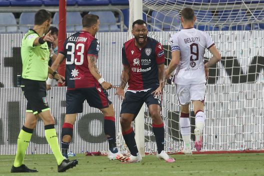 CAGLIARI, ITALY - JUNE 27: Joao Pedro of Cagliari celebrates his goal 4-2 during the Serie A match between Cagliari Calcio and Torino FC at Sardegna Arena on June 27, 2020 in Cagliari, Italy. (Photo by Enrico Locci/Getty Images) CAGLIARI, ITALY - JUNE 27: Joao Pedro of Cagliari celebrates his goal 4-2 during the Serie A match between Cagliari Calcio and Torino FC at Sardegna Arena on June 27, 2020 in Cagliari, Italy. (Photo by Enrico Locci/Getty Images)
