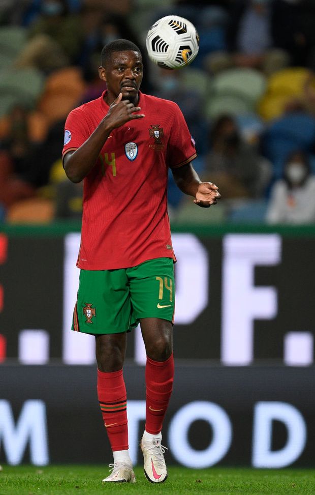 William Carvalho (Photo by Octavio Passos/Getty Images) William Carvalho (Photo by Octavio Passos/Getty Images)