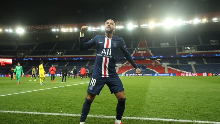 PARIS, FRANCE - MARCH 11: (FREE FOR EDITORIAL USE) In this handout image provided by UEFA, Neymar of Paris Saint-Germain celebrates victory after the UEFA Champions League round of 16 second leg match between Paris Saint-Germain and Borussia Dortmund at Parc des Princes on March 11, 2020 in Paris, France. The match is played behind closed doors as a precaution against the spread of COVID-19 (Coronavirus). (Photo by UEFA - Handout/UEFA via Getty Images) PARIS, FRANCE - MARCH 11: (FREE FOR EDITORIAL USE) In this handout image provided by UEFA, Neymar of Paris Saint-Germain celebrates victory after the UEFA Champions League round of 16 second leg match between Paris Saint-Germain and Borussia Dortmund at Parc des Princes on March 11, 2020 in Paris, France. The match is played behind closed doors as a precaution against the spread of COVID-19 (Coronavirus). (Photo by UEFA - Handout/UEFA via Getty Images)