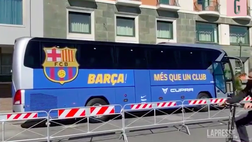 VIDEO Europa League, il Barcellona arriva a Napoli: le immagini