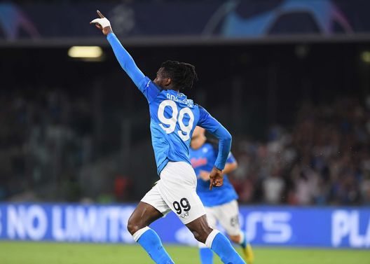 (Photo by SSC NAPOLI via Getty Images) Anguissa, i quotidiani lo esaltano: non è di questo pianeta. Prestazione mostruosa- immagine 2