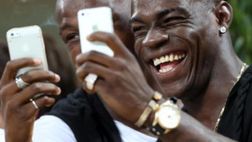 IL MILAN VINCE E BALO RIDE IN TRIBUNA