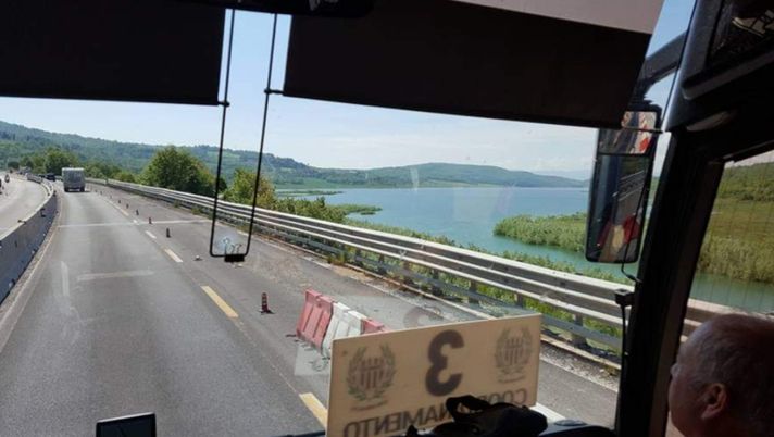 Al derby umbro in pullman: tifosi Ternana, decine di contagi “Ci avete obbligati…” Al derby umbro in pullman: tifosi Ternana, decine di contagi “Ci avete obbligati…” - immagine 1