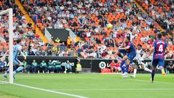 Salvato dalla Croce Rossa durante il derby di Valencia: stava soffocando per colpa del lecca-lecca