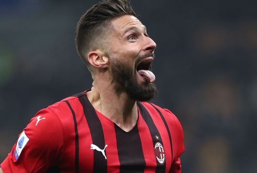 Olivier Giroud (attaccante AC Milan) esulta per il suo secondo gol nel derby Inter-Milan 1-2 (Serie A 2021-2022) | News (Getty Images) Olivier Giroud AC Milan