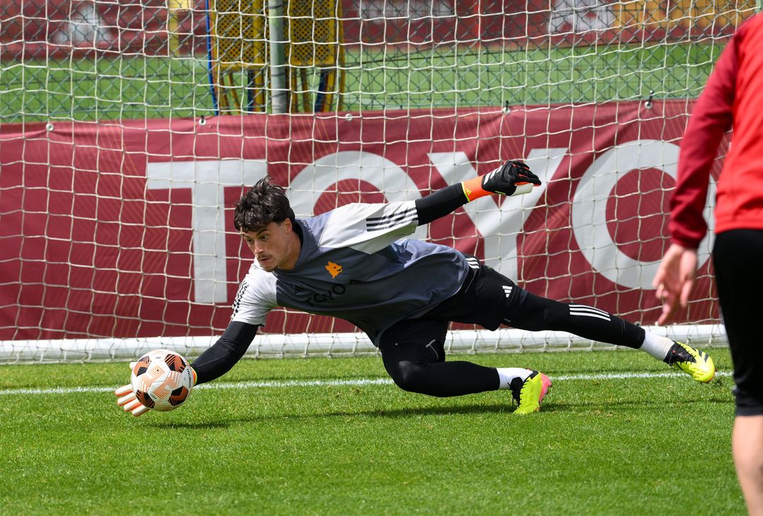 Roma, l’allenamento a Trigoria alla viglia del Milan: c’è Mancini – FOTOGALLERY - immagine 5