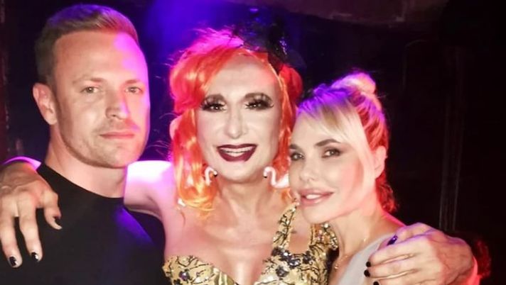 Il fidanzato di Ilary Blasi promosso da Luxuria: “Avuto modo di conoscere…” - immagine 1