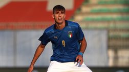 Milan, è lotta a tre per Lorenzo Lucca. I dettagli sul futuro dell’attaccante