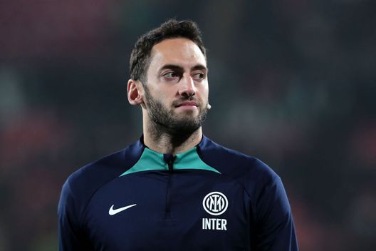 UFFICIALE – Inter-Verona, formazioni: c’è Calhanoglu dal 1′. Dzeko-Lautaro in attacco- immagine 2