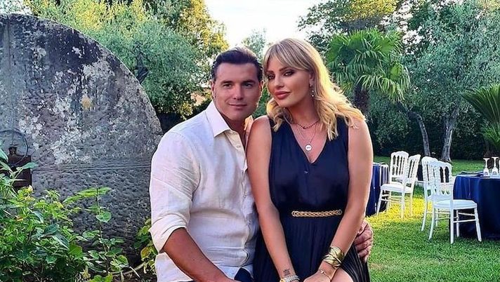 Lorenzo Amoruso annuncia l’addio a Manila Nazzaro? “L’annuncio choc sui social  Lorenzo Amoruso annuncia l’addio a Manila Nazzaro? “L’annuncio choc sui social