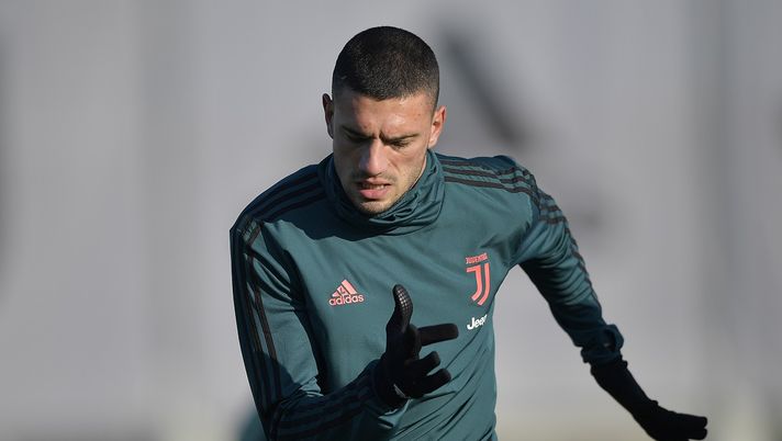 La Juve punta due difensori viola: nell’affare potrebbe rientrare Demiral Merih Demiral