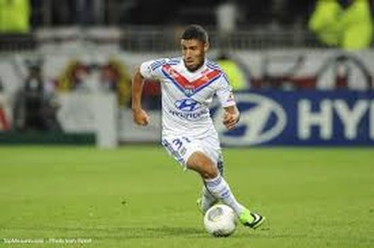 Nabil Fekir del Lione (topmercato.com) Nabil Fekir del Lione (topmercato.com)