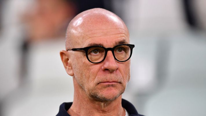 TURIN, ITALY - MAY 14: Davide Ballardini, Head Coach of US Cremonese, looks on prior to the Serie A match between Juventus and US Cremonese at on May 14, 2023 in Turin, Italy. (Photo by Valerio Pennicino/Getty Images) Cremonese, Ballardini: “Potevamo fare meglio, avremmo dovuto avere più personalità” - immagine 1