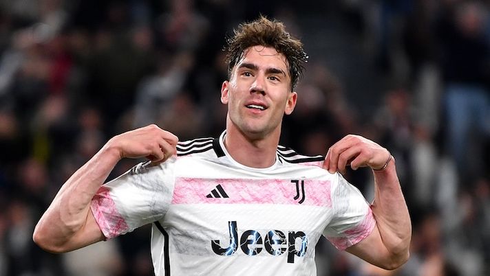 Vlahovic: “Periodo difficile per tutti noi: bravo Allegri per come ha preparato la gara” - immagine 1