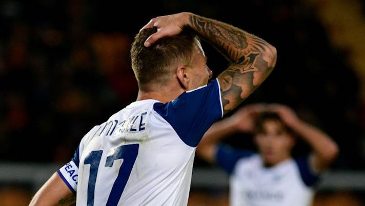 La delusione finale di Ciro Immobile
Campionato seria A TIM incontro Lecce v Lazio allo stadio Via del mare di Lecce.
Lecce, 4 Dicembre 2023
© Marco Rosi / Fotonotizia Gazzetta: “Bocciatura con la Juve: questo il vero Immobile non lo avrebbe fatto” - immagine 1