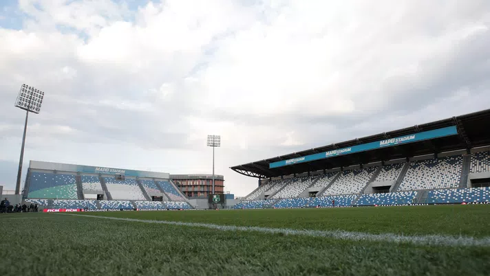 Sassuolo-Napoli, tanti tifosi azzurri nonostante il divieto: stadio sold-out - immagine 1