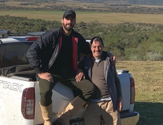 Alisson padre (Instagram Alisson) Alisson padre (Instagram Alisson)