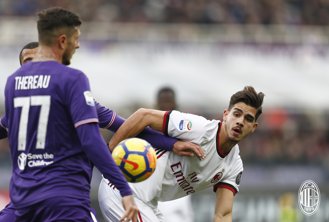  André Silva e Cyril Théréau in Fiorentina-Milan (credits: acmilan.com) 