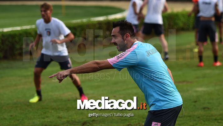 De Zerbi: “Stimo molto Montella, il suo Milan gioca di più della Juve. Buffon? Noi non ci siamo scansati”  De Zerbi: “Stimo molto Montella, il suo Milan gioca di più della Juve. Buffon? Noi non ci siamo scansati”
