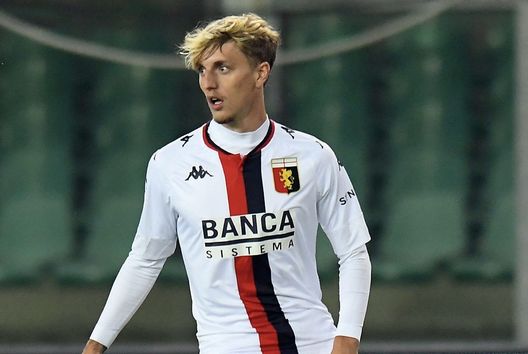 Nicolò Rovella, centrocampista del Genoa, obiettivo di calciomercato del Milan | AC Milan News (Getty Images) Nicolò Rovella, centrocampista del Genoa, obiettivo di calciomercato del Milan | AC Milan News (Getty Images)