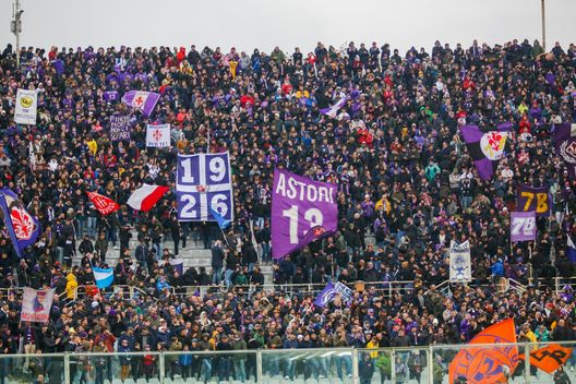 GERMOGLI PH: 7 GENNAIO 2023 FIRENZE STADIO ARTEMIO FRANCHI SERIE A FIORENTINA VS SASSUOLO NELLA FOTO TIFOSI CURVA FIESOLE Fiorentina al Franchi fino maggio ’24, ma ci saranno già i primi lavori- immagine 2