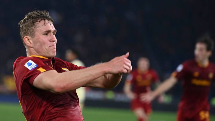 Serie A, Roma-Verona 1-0: a Mourinho basta una rete di Solbakken. Raggiunto il Milan - immagine 1