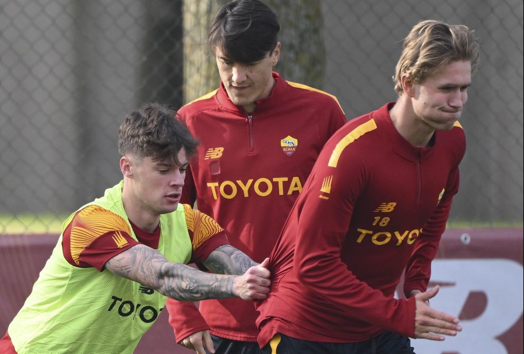 Roma, allenamento a Trigoria dopo la vittoria contro il Bologna – FOTO GALLERY - immagine 44