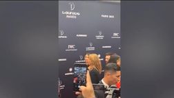 VIDEO / Intervista a Lewandowski, ma passa Messi e…
