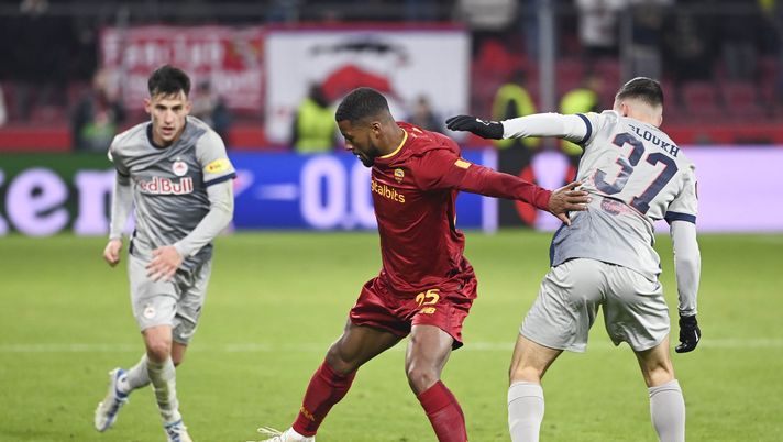 Wijnaldum, il rodaggio va a rilento: in Austria un solo pallone in 20 minuti - immagine 1