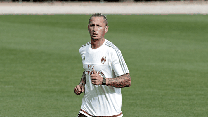 SKY – DIETROFRONT MILAN, MEXES RESTA ROSSONERO - immagine 1