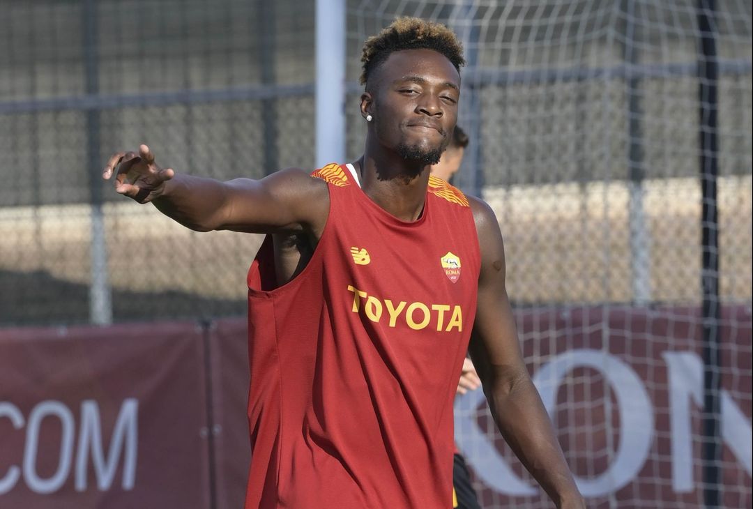 Roma, rifinitura prima del Monza: Belotti c’è. Squadra in ritiro – FOTO GALLERY - immagine 36