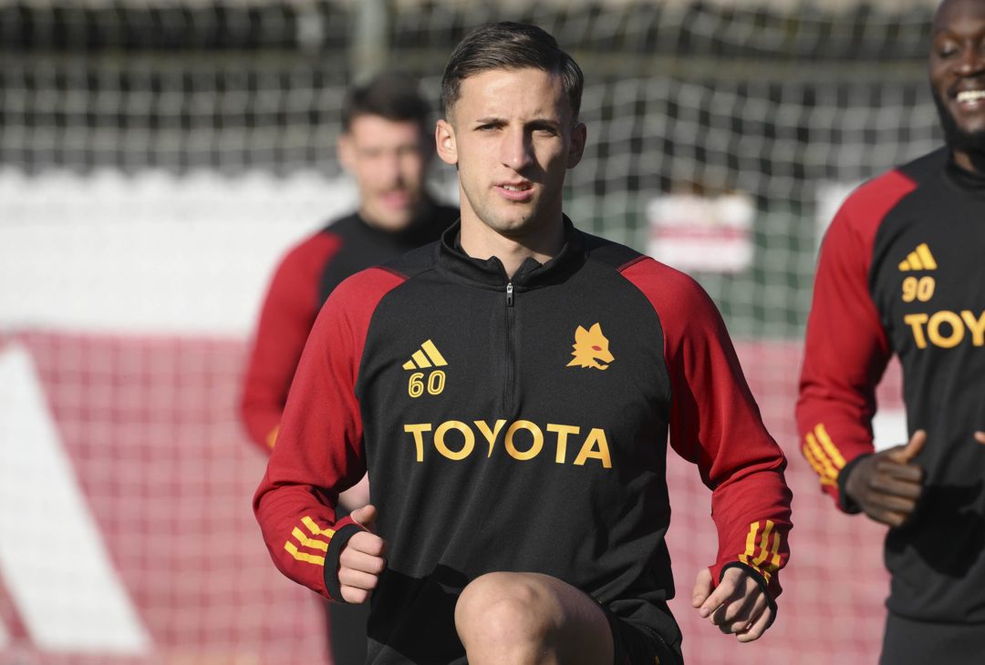 Roma, l’ultimo allenamento pima della Cremonese – FOTOGALLERY - immagine 10