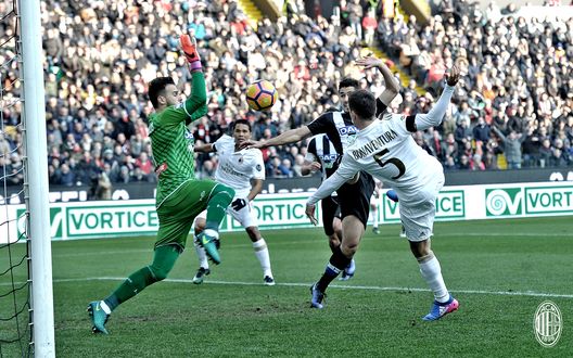  Il gol di Giacomo Bonaventura durante Udinese-Milan (credits: acmilan.com) 