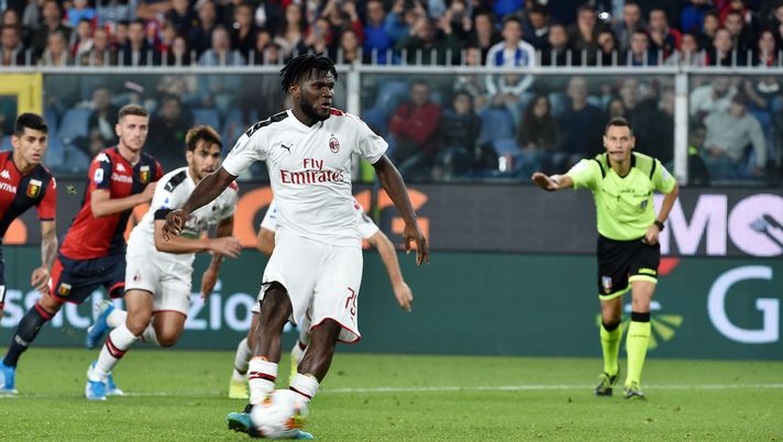 GENOA, ITALY - OCTOBER 05: Frank Kessie penalty 1-2 during the Serie A match between Genoa CFC and AC Milan at Stadio Luigi Ferraris on October 5, 2019 in Genoa, Italy. (Photo by Paolo Rattini/Getty Images) 