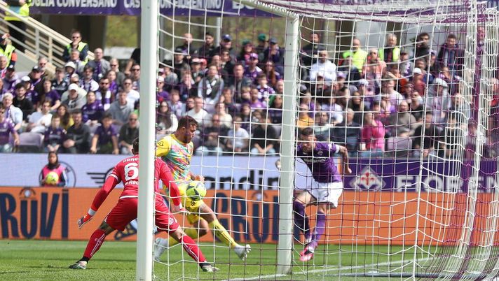 L'autorete di Wisniewski in Fiorentina-Spezia. Getty Images IPSE DIXIT – Wisniewski: “Darò tutto in campo, è la mia occasione”, Walace: “Un gol come regalo”- immagine 2