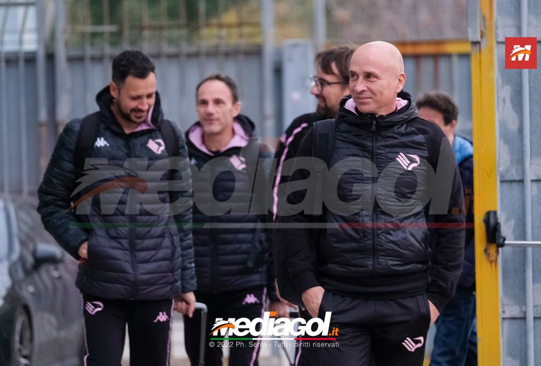 FOTO Spal-Palermo, i rosanero in partenza dallo stadio “Renzo Barbera” (Gallery) - immagine 16