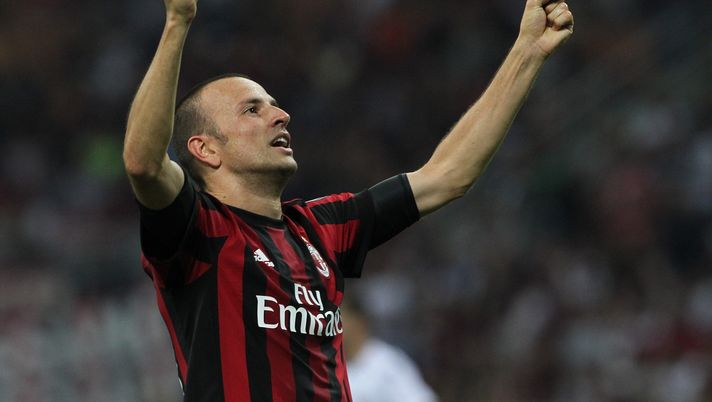 Ex Milan - Antonelli lascia il calcio: 'Arrivato il momento di salutarci' | News (getty images)