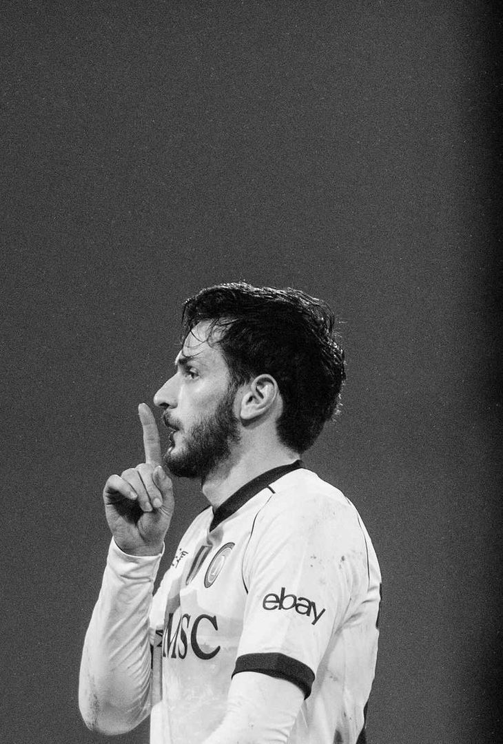 GALLERY Il Napoli torna grande contro il Sassuolo: i suggestivi scatti del match- immagine 1