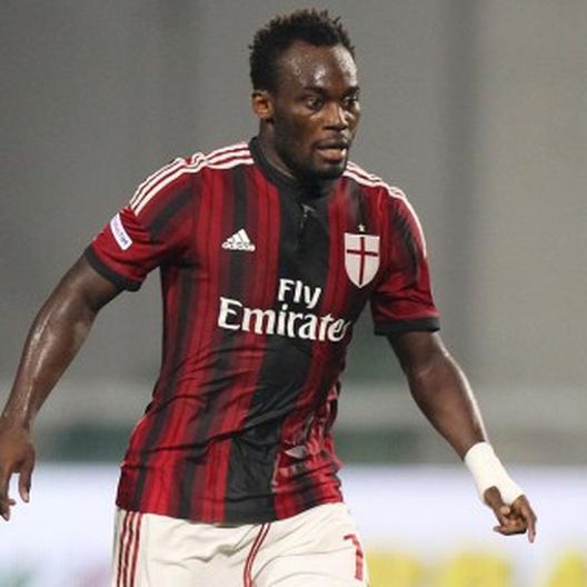 Micheal Essien (fonte foto: www.thesun.co.uk) Micheal Essien (fonte foto: www.thesun.co.uk)
