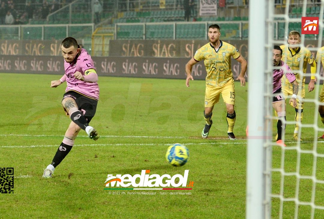 FOTO Palermo-Cagliari 2-1, 18ª giornata Serie B 2022-2023 (Gallery) - immagine 55