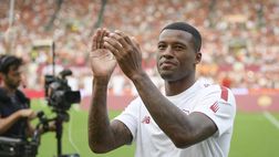 Prima le lacrime, poi l’affetto della famiglia: la prima giornata di Wijnaldum dopo l’infortunio