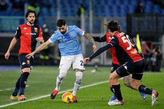 Elseid Hysaj contro il Genoa Elseid Hysaj contro il Genoa