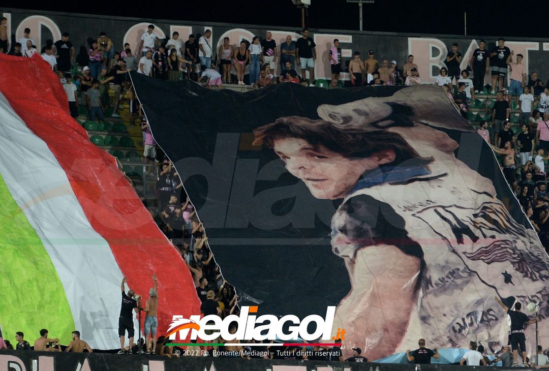 FOTOTIFO, Palermo-Genoa 1-0: i tifosi allo stadio “Renzo Barbera” (Gallery) - immagine 35