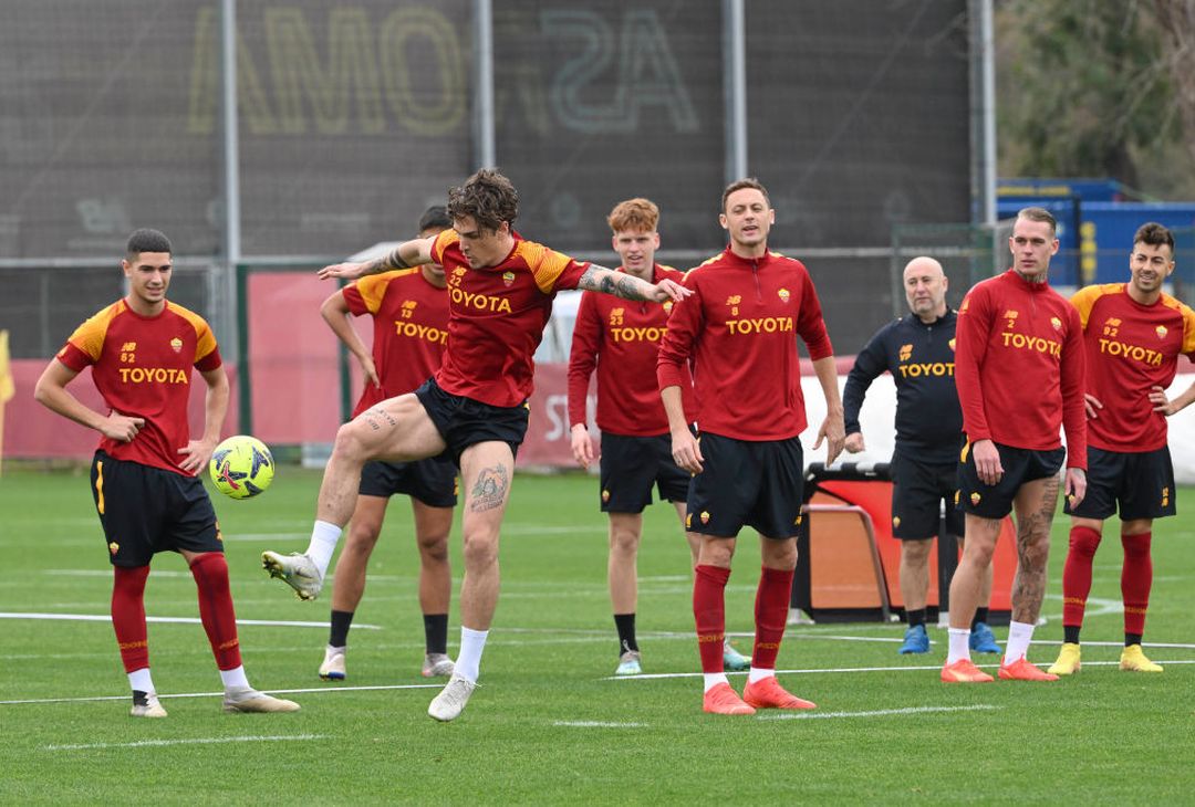 Roma, seconda giornata di allenamenti aspettando il Bologna – FOTO GALLERY - immagine 18