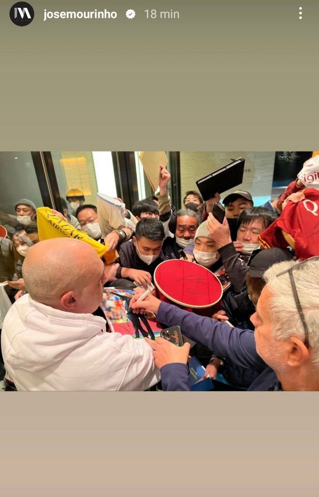 Roma, arrivo in Giappone. E Mourinho torna a mandare messaggi sui social- immagine 3