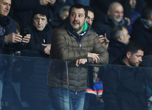 Salvini leader della Lega e tifoso del Milan Salvini leader della Lega e tifoso del Milan