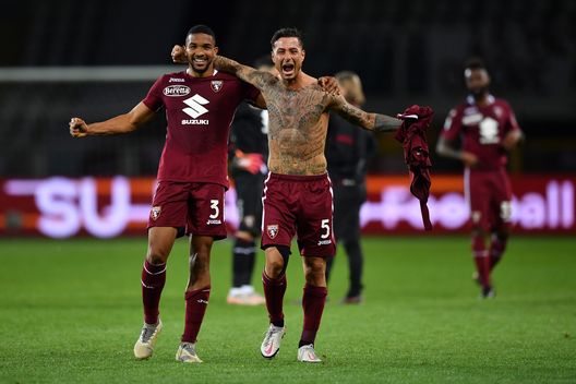 TURIN, ITALY - MAY 03: Gleison Bremer and Armando Izzo of Torino FC celebrate their side's victory after the Serie A match between Torino FC and Parma Calcio at Stadio Olimpico di Torino on May 03, 2021 in Turin, Italy. Sporting stadiums around Italy remain under strict restrictions due to the Coronavirus Pandemic as Government social distancing laws prohibit fans inside venues resulting in games being played behind closed doors. (Photo by Valerio Pennicino/Getty Images) TURIN, ITALY - MAY 03: Gleison Bremer and Armando Izzo of Torino FC celebrate their side's victory after the Serie A match between Torino FC and Parma Calcio at Stadio Olimpico di Torino on May 03, 2021 in Turin, Italy. Sporting stadiums around Italy remain under strict restrictions due to the Coronavirus Pandemic as Government social distancing laws prohibit fans inside venues resulting in games being played behind closed doors. (Photo by Valerio Pennicino/Getty Images)